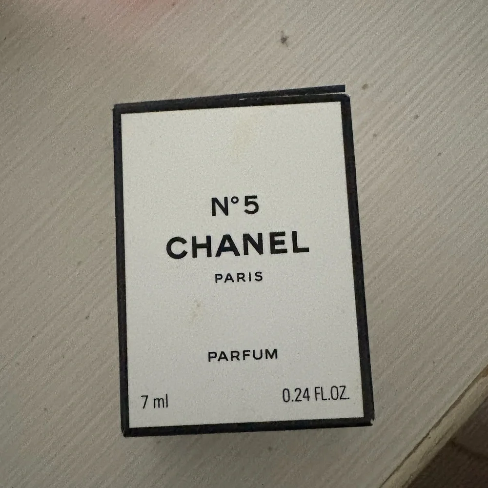 CHANEL N°5 Parfum - Picture 2 of 8